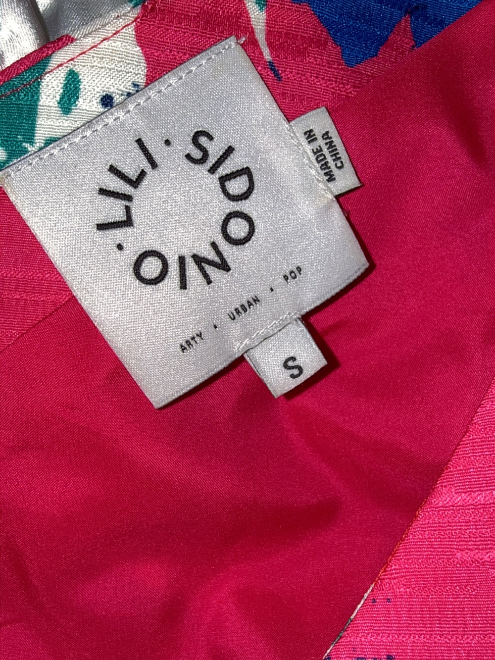 NWOT Lili Sidonio Molly Bracken Retro Smocked Fushia Floral Print Dress Size S - Picture 13 of 13